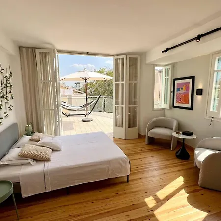 Athina Centre Luxury Renovated * Nicosia