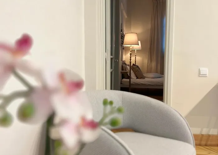 Centre Luxury Renovated 니코시아