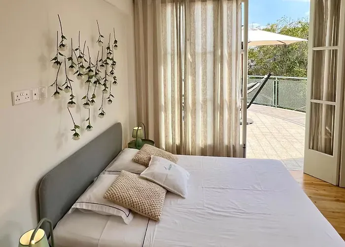 Апартаменти Centre Luxury Renovated